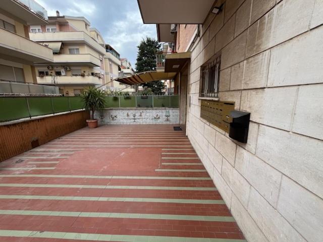 Pollyhouse Apartment Roma Exterior foto